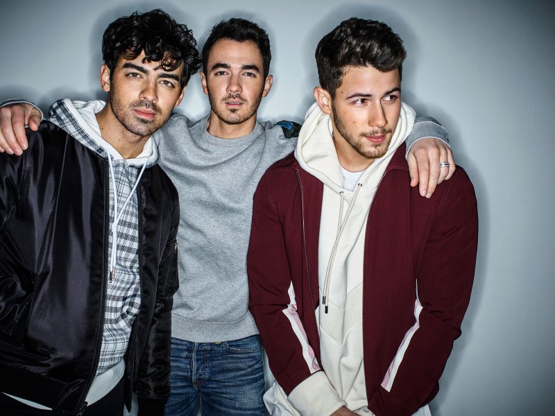jonas-brothers-band-bitcoin