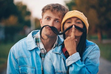 couple-bitcoin-cropped